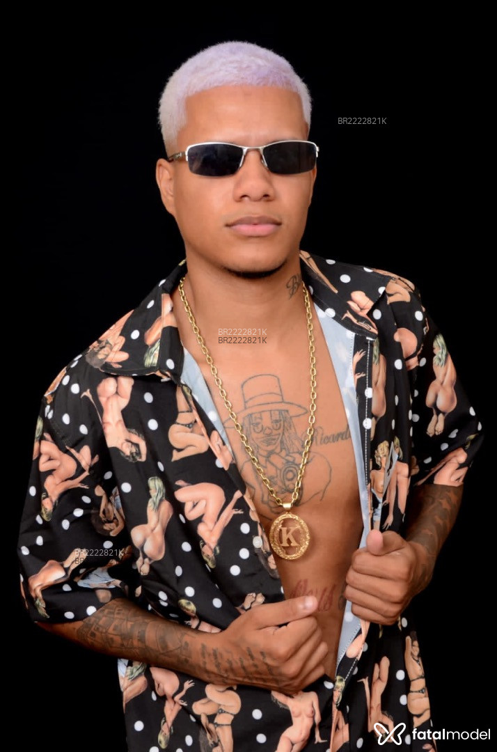 Acompanhante homem morena (o) de olhos castanhos em Rio de Janeiro - Delreidelas