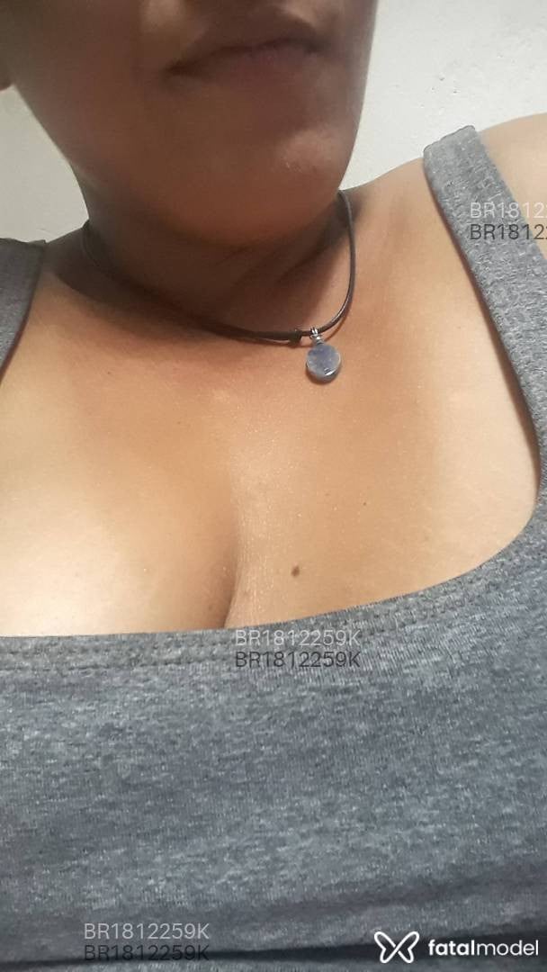 Acompanhante mulher morena (o) de olhos castanhos em Belo Horizonte Acompanhante mulher morena (o) de olhos castanhos em Belo Horizonte - Natalia