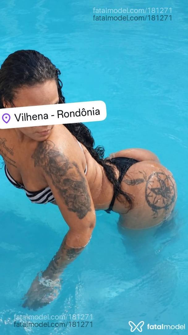 Acompanhante mulher morena (o) de olhos castanhos - Bombonzinho