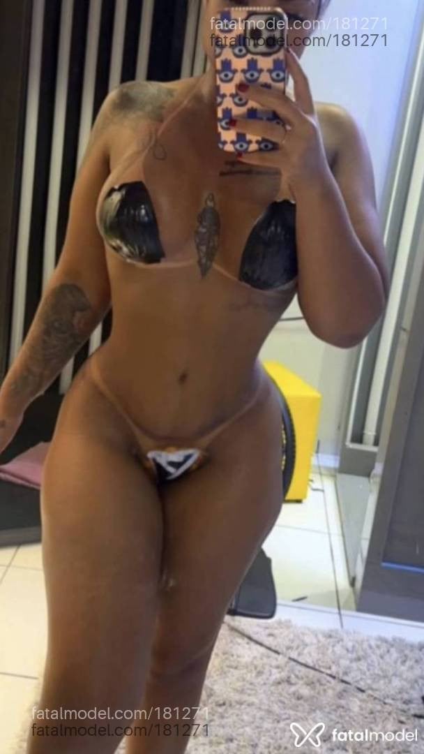 Acompanhante mulher morena (o) de olhos castanhos em Vilhena - Bombonzinho