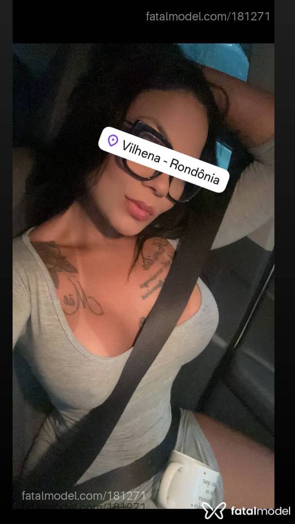 Acompanhante mulher morena (o) de olhos castanhos - Bombonzinho