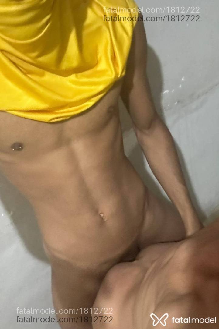 Acompanhante homem morena (o) de olhos pretos - Lorenzo