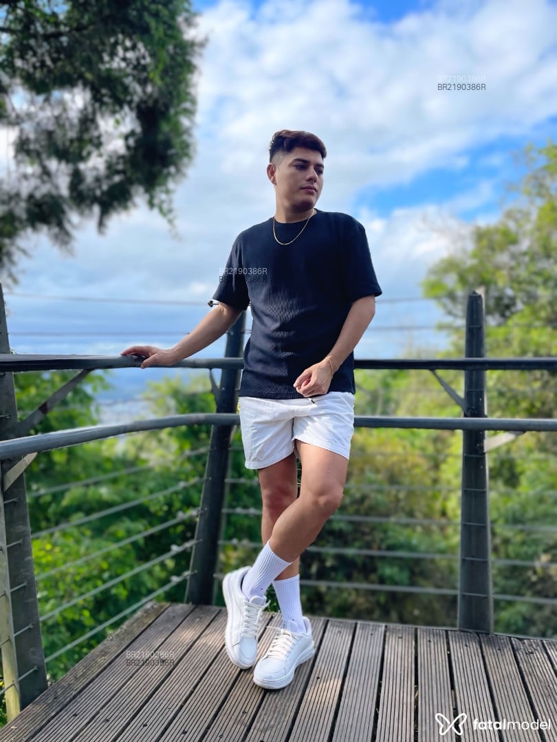 Acompanhante homem com cabelo castanho de olhos castanhos em Joinville - Junior Cardoso