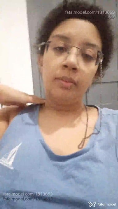 Acompanhante mulher com cabelo castanho de olhos castanhos em Virtual Acompanhante mulher com cabelo castanho de olhos castanhos em Virtual - SuperNovaAlt