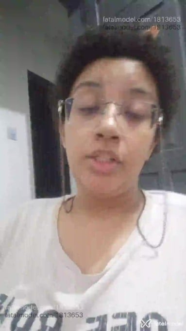 Acompanhante mulher com cabelo castanho de olhos castanhos em Virtual Acompanhante mulher com cabelo castanho de olhos castanhos em Virtual - SuperNovaAlt