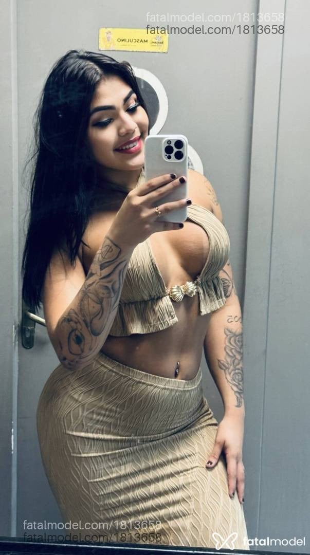 Acompanhante mulher trans morena (o) de olhos castanhos em Florianópolis - Isabella Oliveira