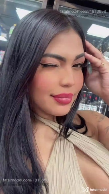 Acompanhante mulher trans morena (o) de olhos castanhos em Florianópolis - Isabella Oliveira