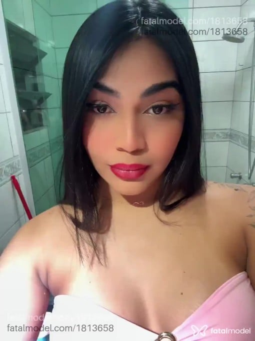 Acompanhante mulher trans morena (o) de olhos castanhos em Florianópolis - Isabella Oliveira
