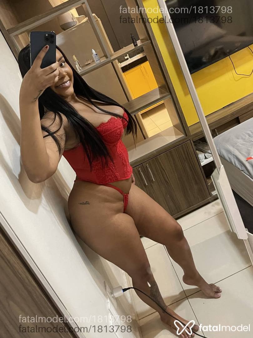 Acompanhante mulher morena (o) de olhos castanhos em Marabá - Vitória Morena