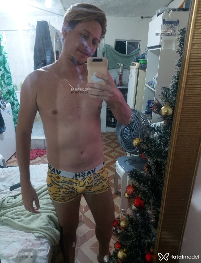 Acompanhante homem loira (o) de olhos mel em Rio de Janeiro Acompanhante homem loira (o) de olhos mel em Rio de Janeiro - Ythallo Potter