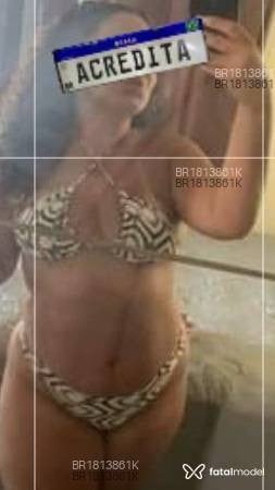 Acompanhante mulher com cabelo castanho de olhos pretos em Paraty - Julia