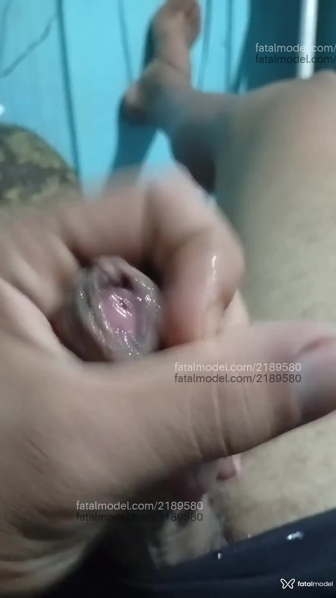 Acompanhante homem morena (o) de olhos castanhos em Frutal Acompanhante homem morena (o) de olhos castanhos em Frutal - Baiano Dv