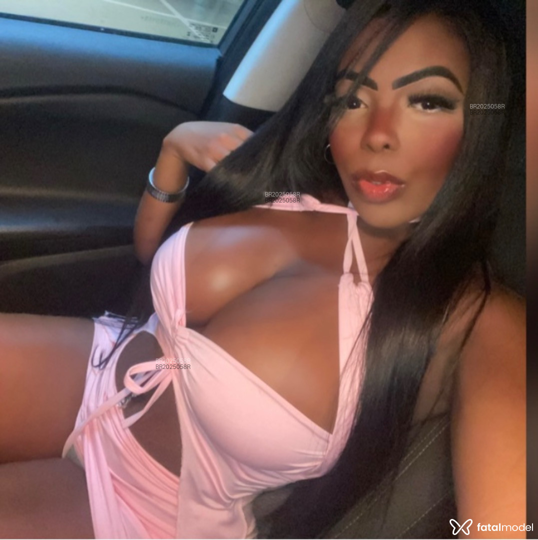 Acompanhante mulher com cabelo castanho de olhos castanhos em Virtual - Preta