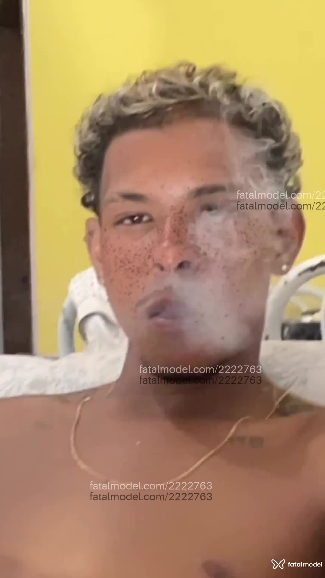 Acompanhante homem morena (o) de olhos castanhos em Salvador - índio Bim