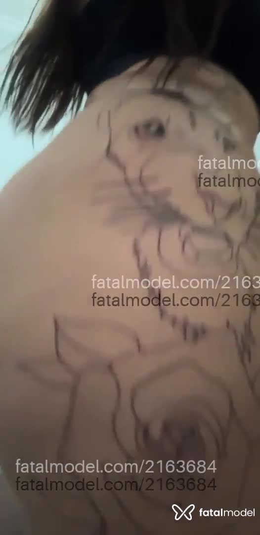 Acompanhante mulher com cabelo castanho de olhos verdes - Bella Acompanhante mulher com cabelo castanho de olhos verdes - Bella