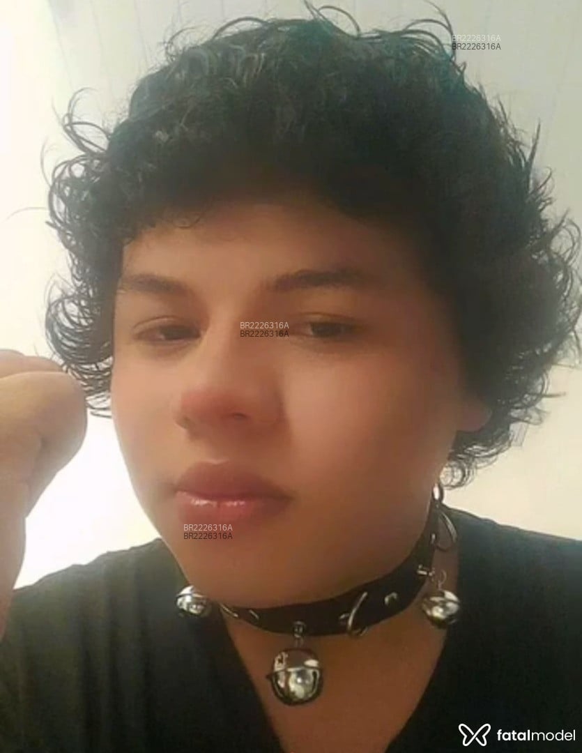 Acompanhante homem morena (o) de olhos castanhos em Foz do Iguaçu - Mekofemboy