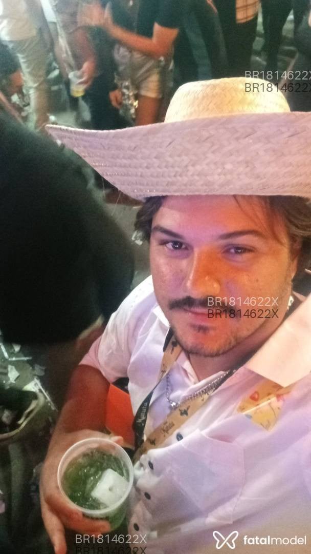 Acompanhante homem morena (o) de olhos pretos em Salvador - Miranda