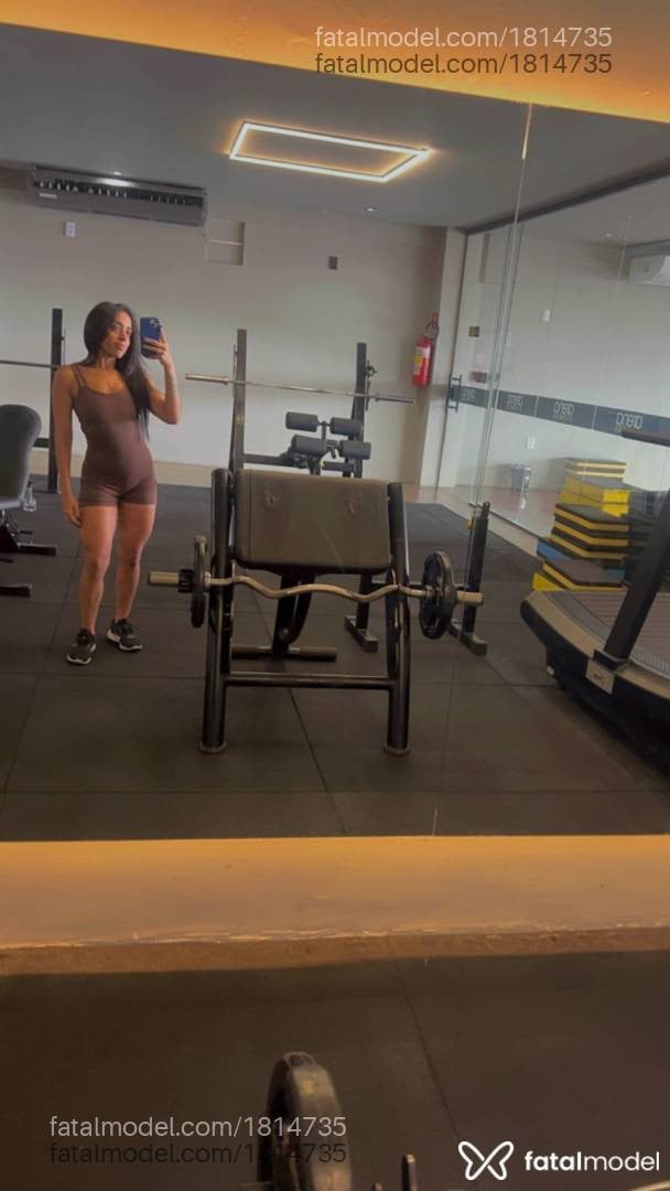 Acompanhante mulher morena (o) de olhos mel - Bruna Santos