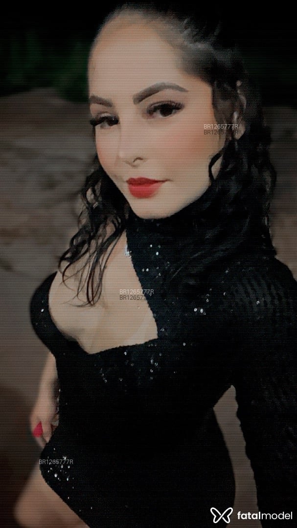 Acompanhante mulher morena (o) de olhos castanhos em Trindade Acompanhante mulher morena (o) de olhos castanhos em Trindade - Nathasha valeska