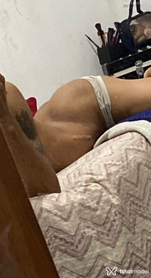 Acompanhante homem morena (o) de olhos castanhos em Virtual Acompanhante homem morena (o) de olhos castanhos em Virtual - Henrique