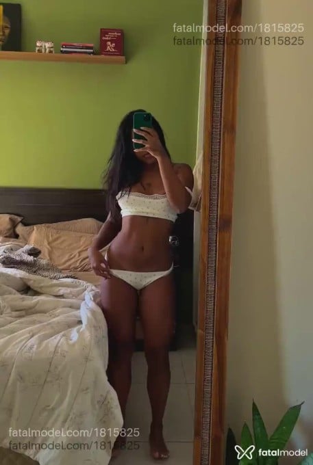 Acompanhante mulher com cabelo castanho de olhos castanhos em São Paulo Acompanhante mulher com cabelo castanho de olhos castanhos em São Paulo - Raquel Rodriguez