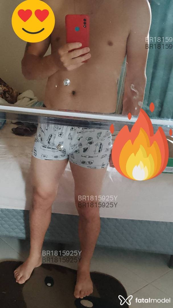 Acompanhante homem morena (o) de olhos castanhos em Portão Acompanhante homem morena (o) de olhos castanhos em Portão - Dantas