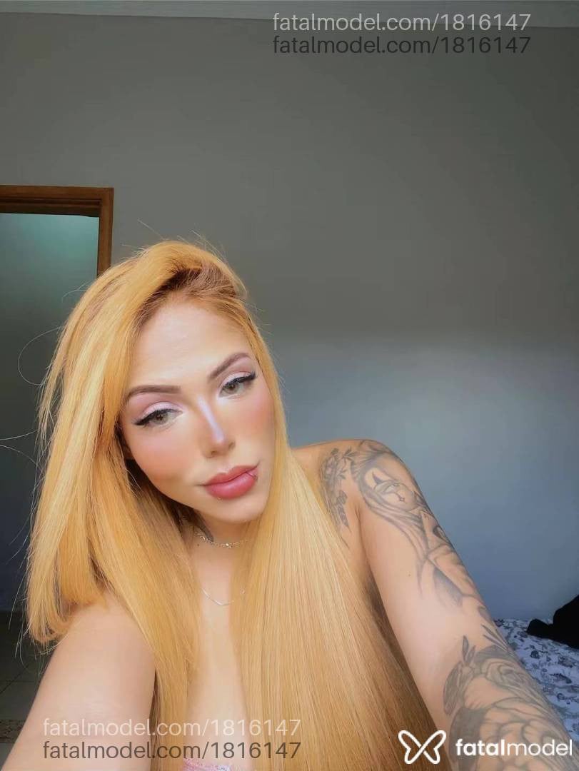 Acompanhante mulher loira (o) de olhos verdes - Bianca mori
