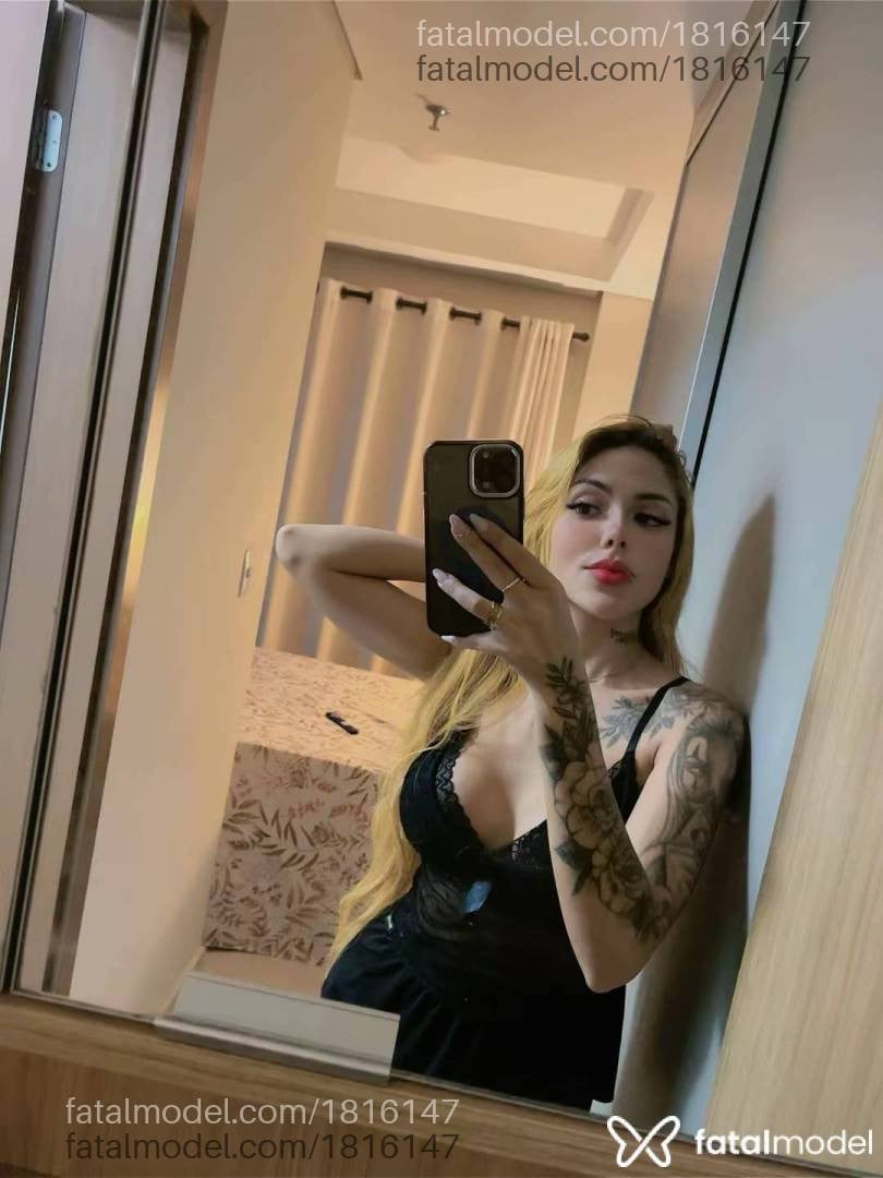 Acompanhante mulher loira (o) de olhos verdes - Bianca mori