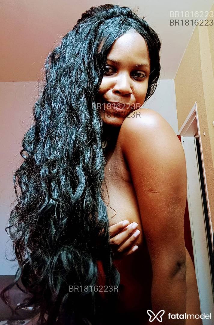 Acompanhante mulher morena (o) de olhos pretos em Guarapari - Sophia