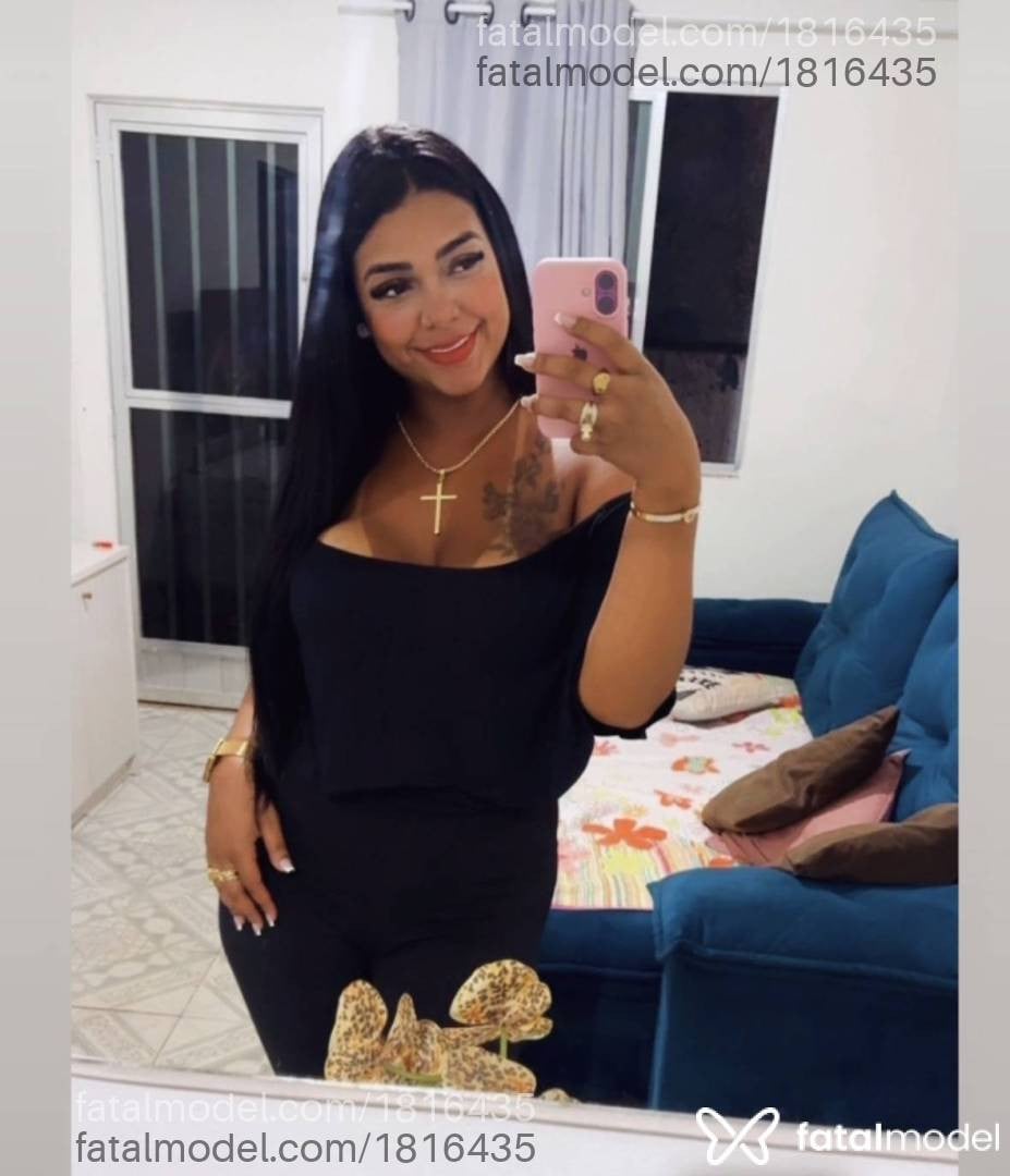 Acompanhante mulher morena (o) de olhos castanhos - Poca Hontas
