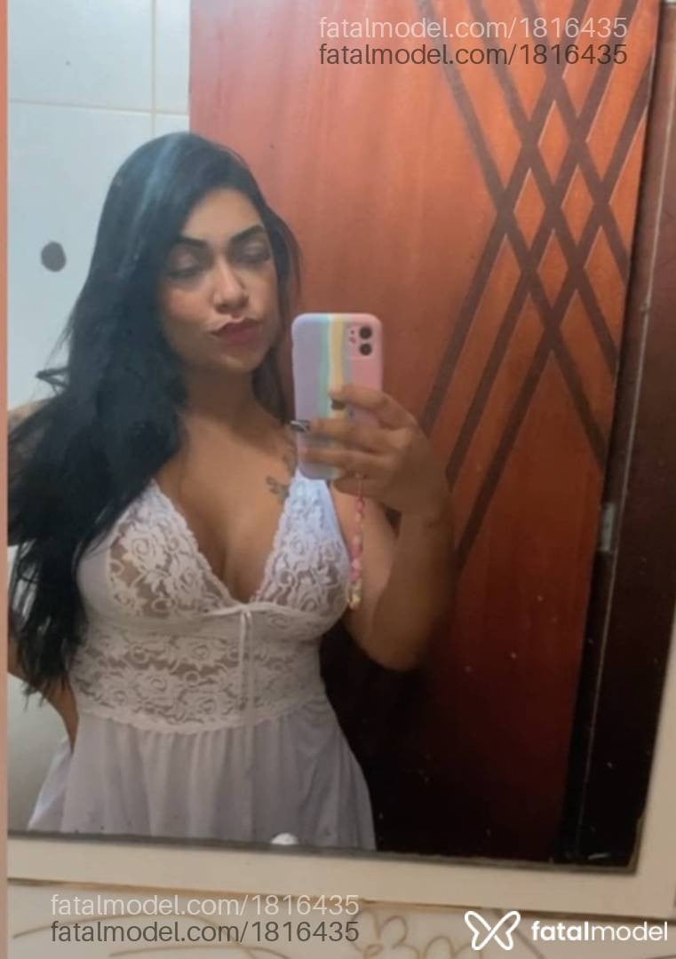 Acompanhante mulher morena (o) de olhos castanhos - Poca Hontas