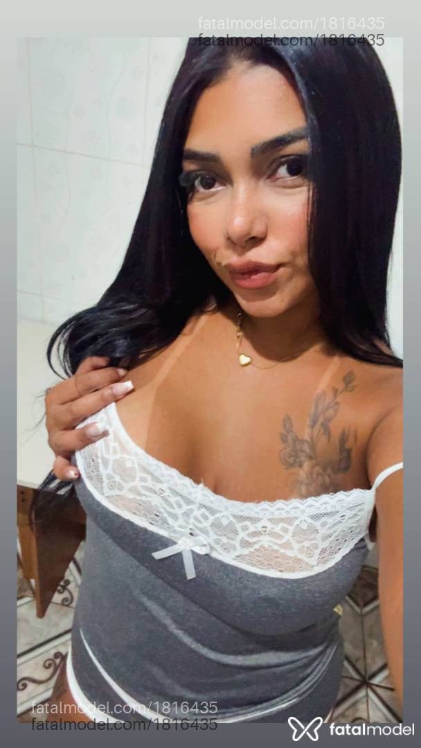 Acompanhante mulher morena (o) de olhos castanhos - Poca Hontas