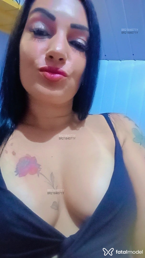 Acompanhante mulher morena (o) de olhos castanhos em Soledade - Mynie