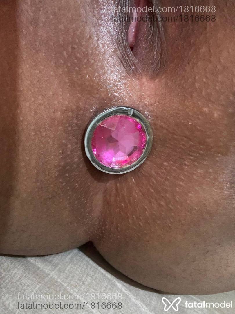 Acompanhante mulher morena (o) de olhos castanhos em Guaratinguetá - Camila