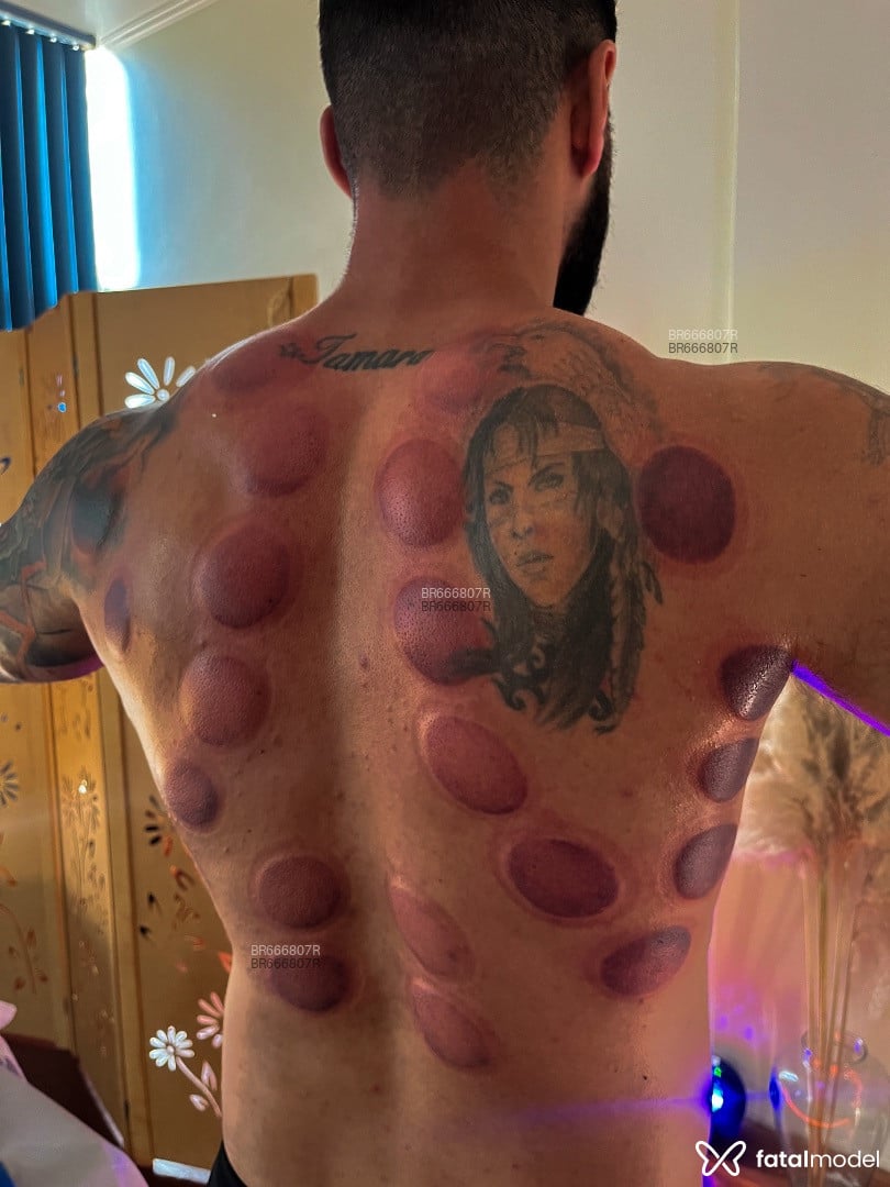 Acompanhante homem morena (o) de olhos castanhos em Porto Alegre - Massogauchodot