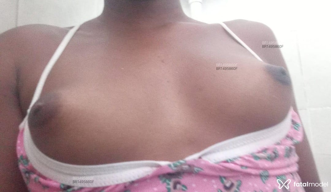 Acompanhante mulher com cabelo castanho de olhos mel em Macaé Acompanhante mulher com cabelo castanho de olhos mel em Macaé - Letícia Guedes