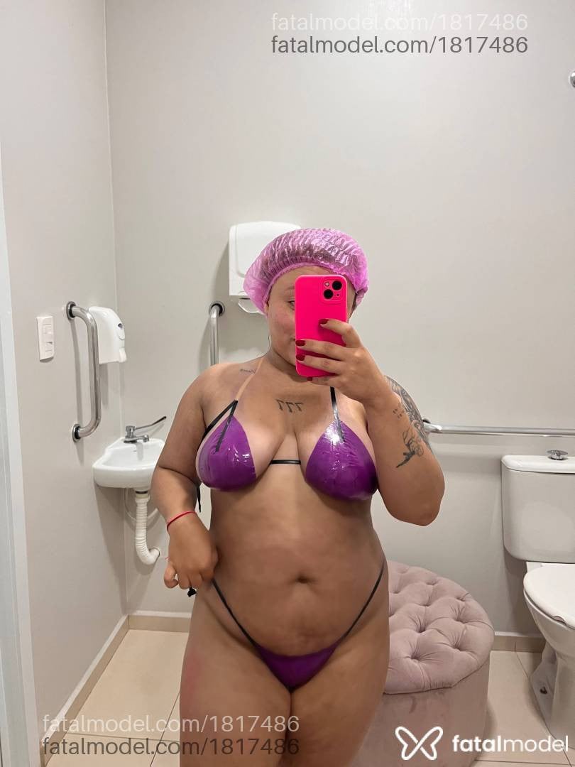 Acompanhante mulher ruiva (o) de olhos mel - Mel Fernandes