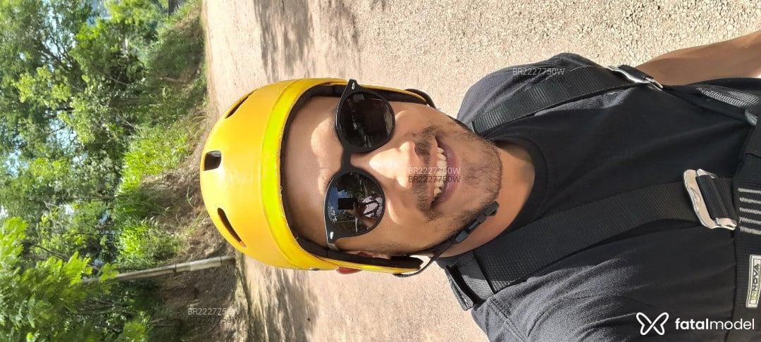 Acompanhante homem morena (o) de olhos mel em Goiânia - Artur
