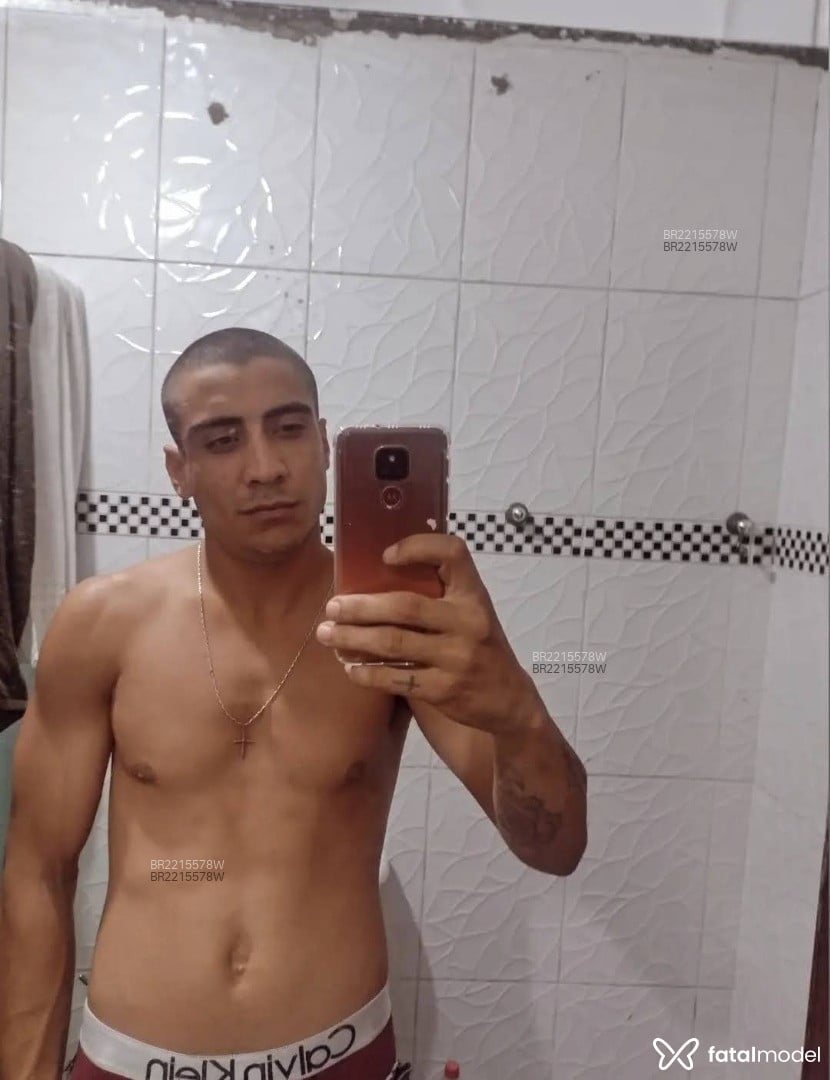 Acompanhante homem morena (o) de olhos castanhos em Balneário Camboriú - Bielzera