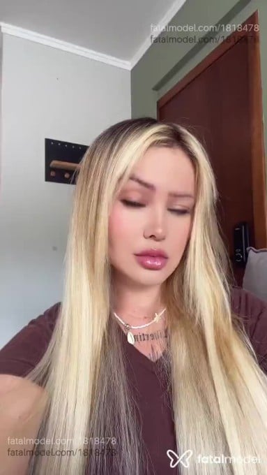 Acompanhante mulher loira (o) de olhos verdes em São Paulo - Yumi luz