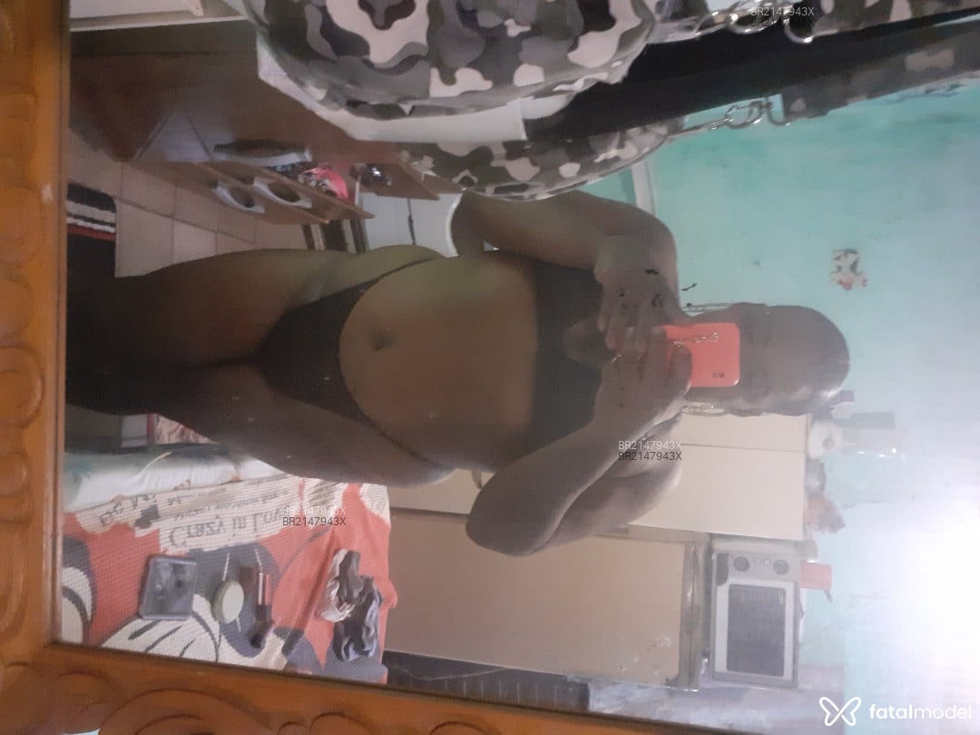 Acompanhante mulher trans morena (o) de olhos pretos em Londrina Acompanhante mulher trans morena (o) de olhos pretos em Londrina - Pamela Silva