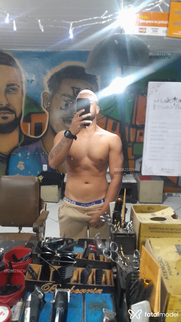 Acompanhante homem morena (o) de olhos verdes em Rio de Janeiro - Pedro Danilo