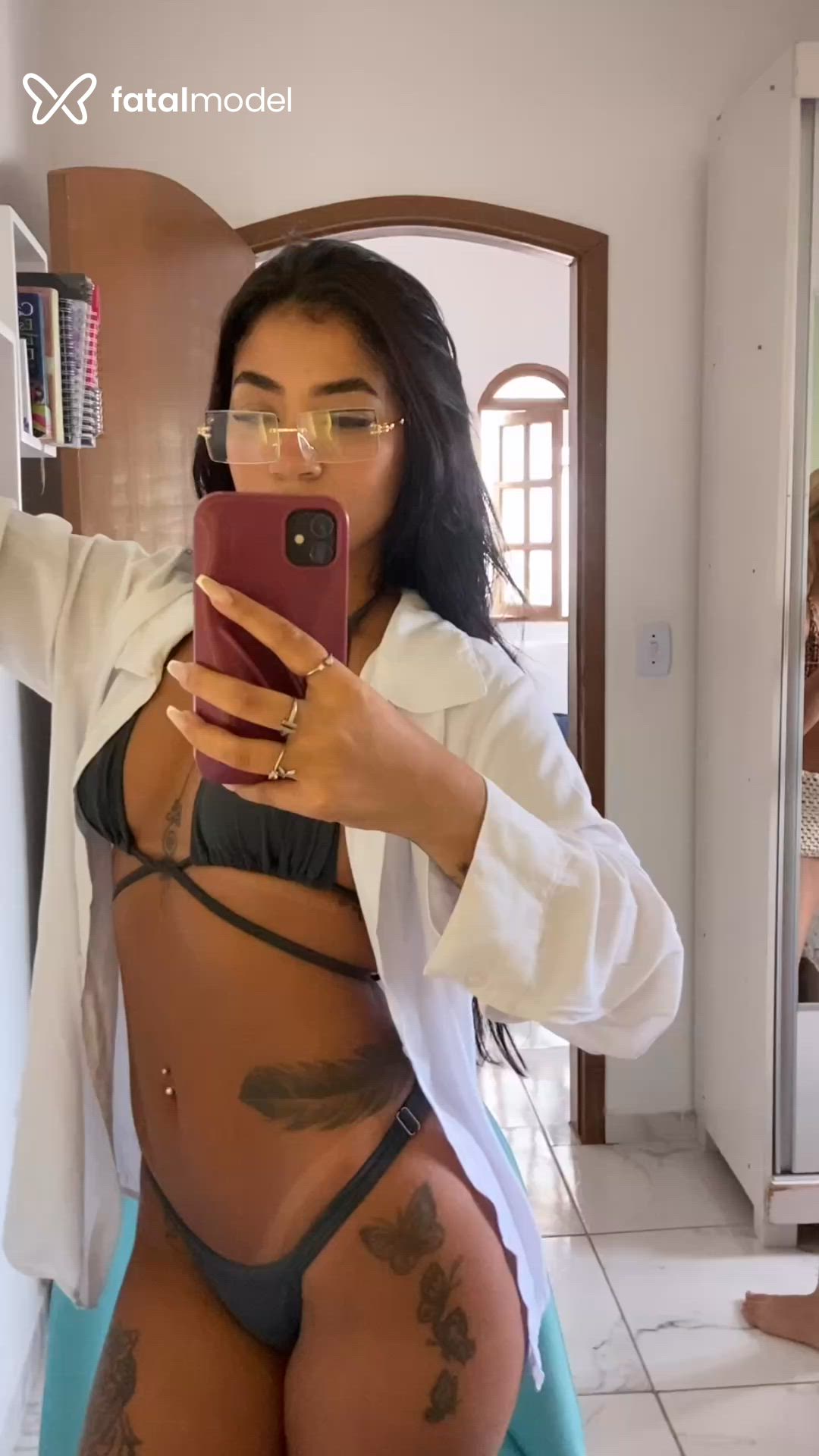 Acompanhante mulher morena (o) de olhos castanhos - Jade Santinni Acompanhante mulher morena (o) de olhos castanhos - Jade Santinni