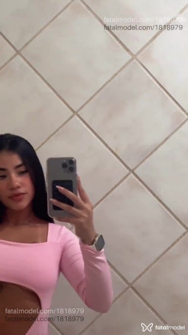 Acompanhante mulher morena (o) de olhos castanhos em Linhares - Jade Santinni