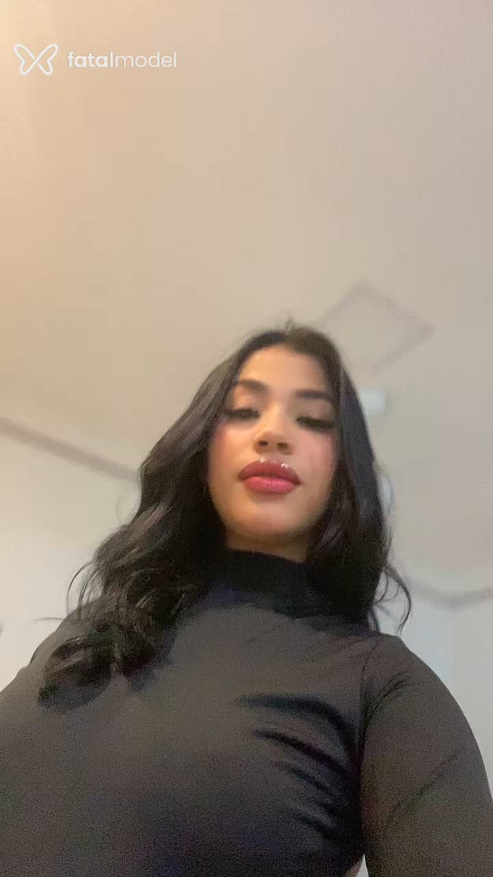 Acompanhante mulher morena (o) de olhos castanhos em Linhares - Jade Santinni