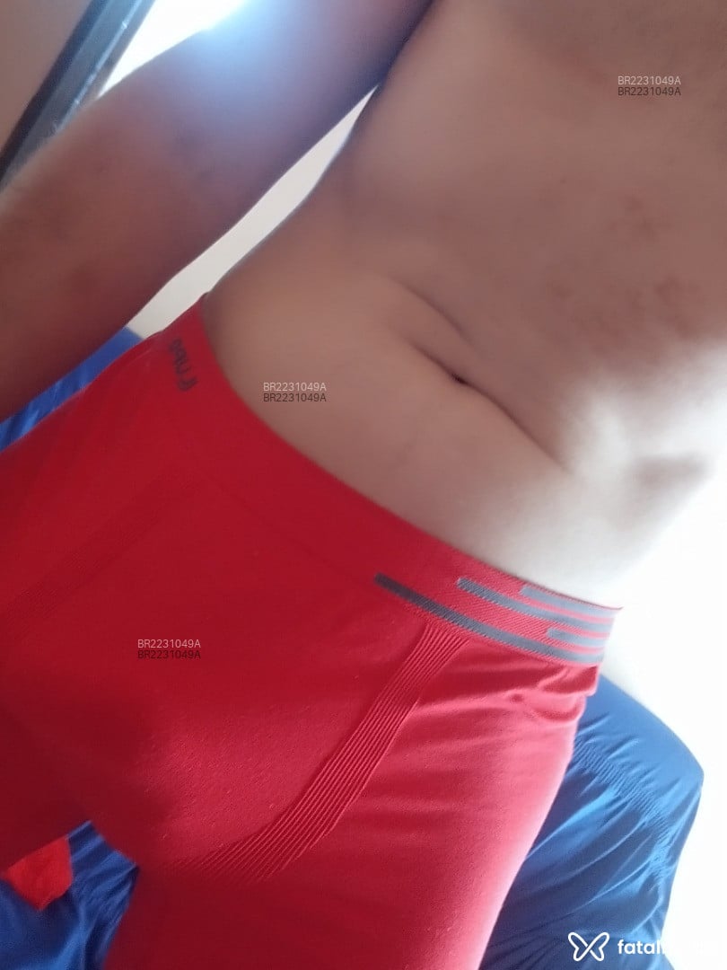 Acompanhante homem com cabelo castanho de olhos castanhos em Bom Despacho Acompanhante homem com cabelo castanho de olhos castanhos em Bom Despacho - Kevin Lyon