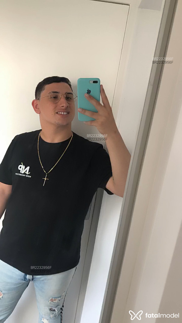 Acompanhante homem morena (o) de olhos castanhos em Virtual Acompanhante homem morena (o) de olhos castanhos em Virtual - Gabriel