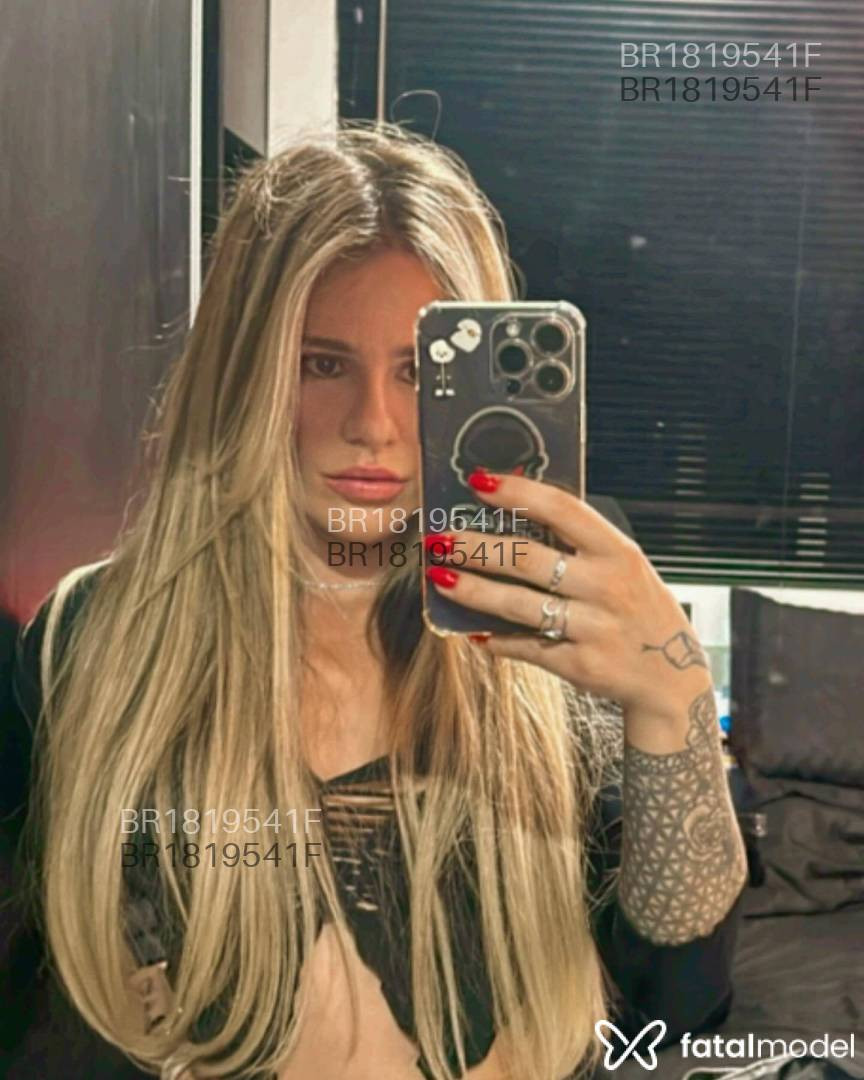 Acompanhante mulher loira (o) de olhos mel em São Paulo - Selena Sato