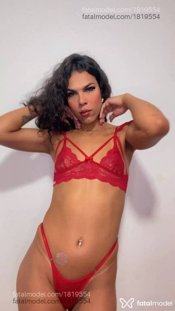 Acompanhante mulher trans morena (o) de olhos castanhos - Sophia Salles