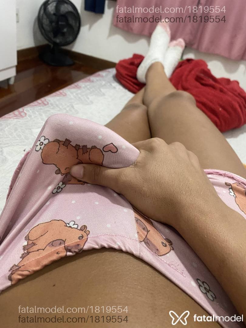Acompanhante mulher trans morena (o) de olhos castanhos - Sophia Salles